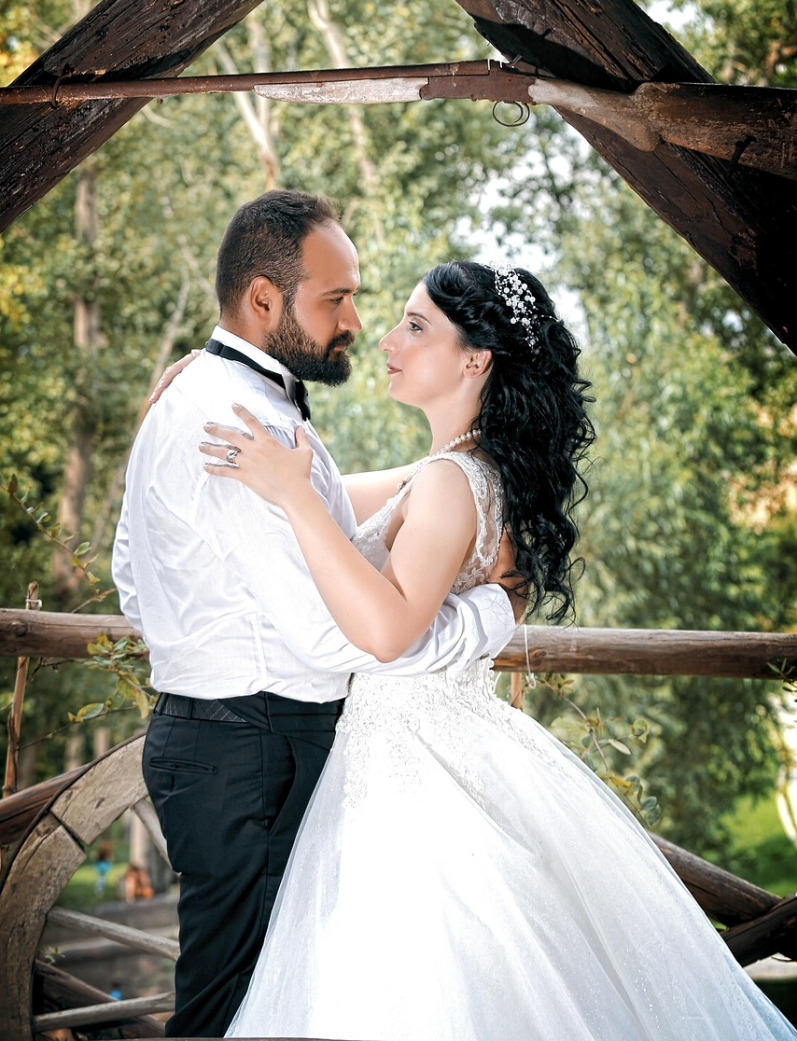 wedding dance couple